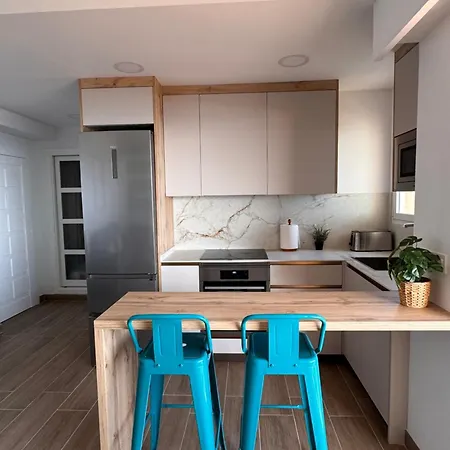 Blue Horizon - Luxury By The Sea